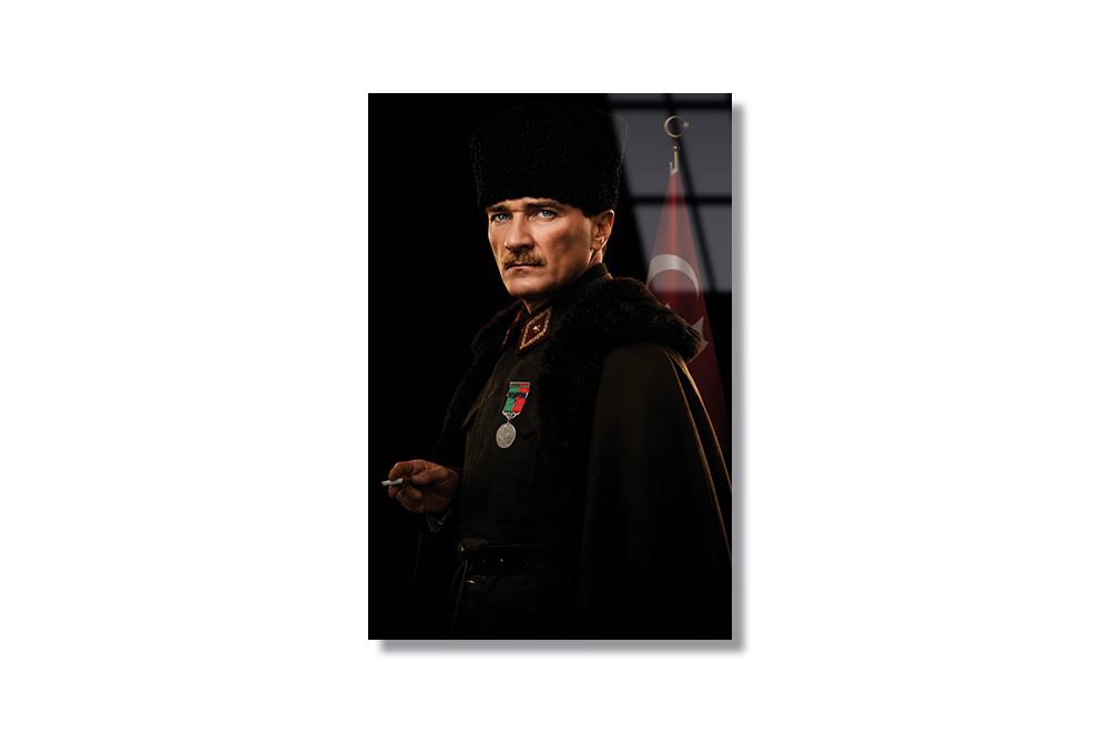 Mustafa Kemal Atatürk Portre Cam Tablo 1