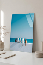 Deniz Kenarında Sıralanmış Dört Kedi Minimalist Cam Tablo