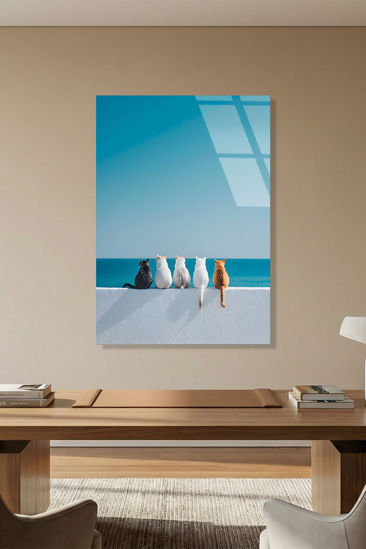 Deniz Kenarında Sıralanmış Dört Kedi Minimalist Cam Tablo