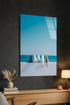 Deniz Kenarında Sıralanmış Dört Kedi Minimalist Cam Tablo