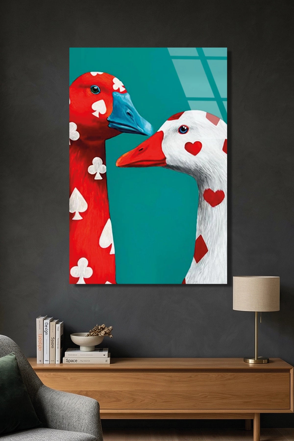 İskambil ve Kalp Desenli Esprili İki Ördek Pop Art Cam Tablo