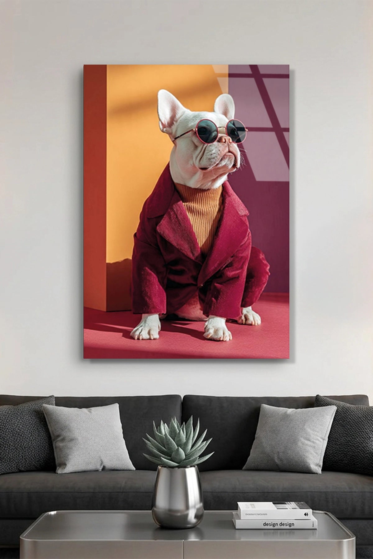 Kırmızı Ceketli ve Gözlüklü Tarz Fransız Bulldog Cam Tablo