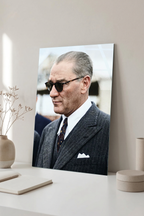 Mustafa Kemal Atatürk Karizmatik Portre Cam Tablo