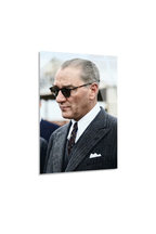 Mustafa Kemal Atatürk Karizmatik Portre Cam Tablo