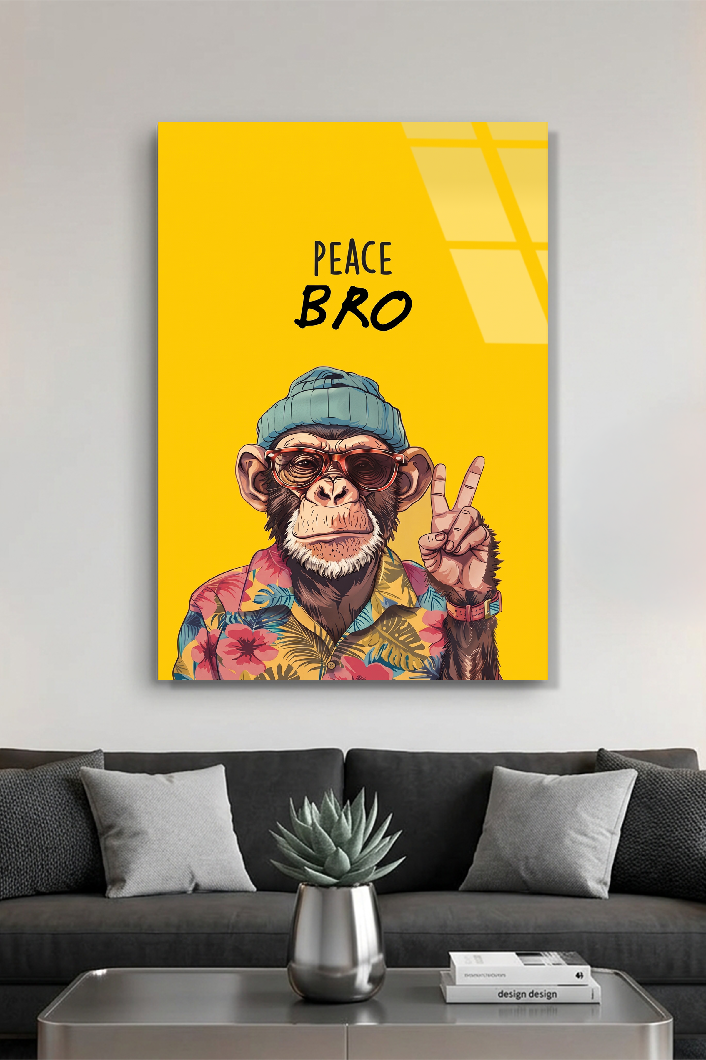 "Peace Bro" Yazılı Gözlüklü ve Bereli Havalı Maymun Cam Tablo