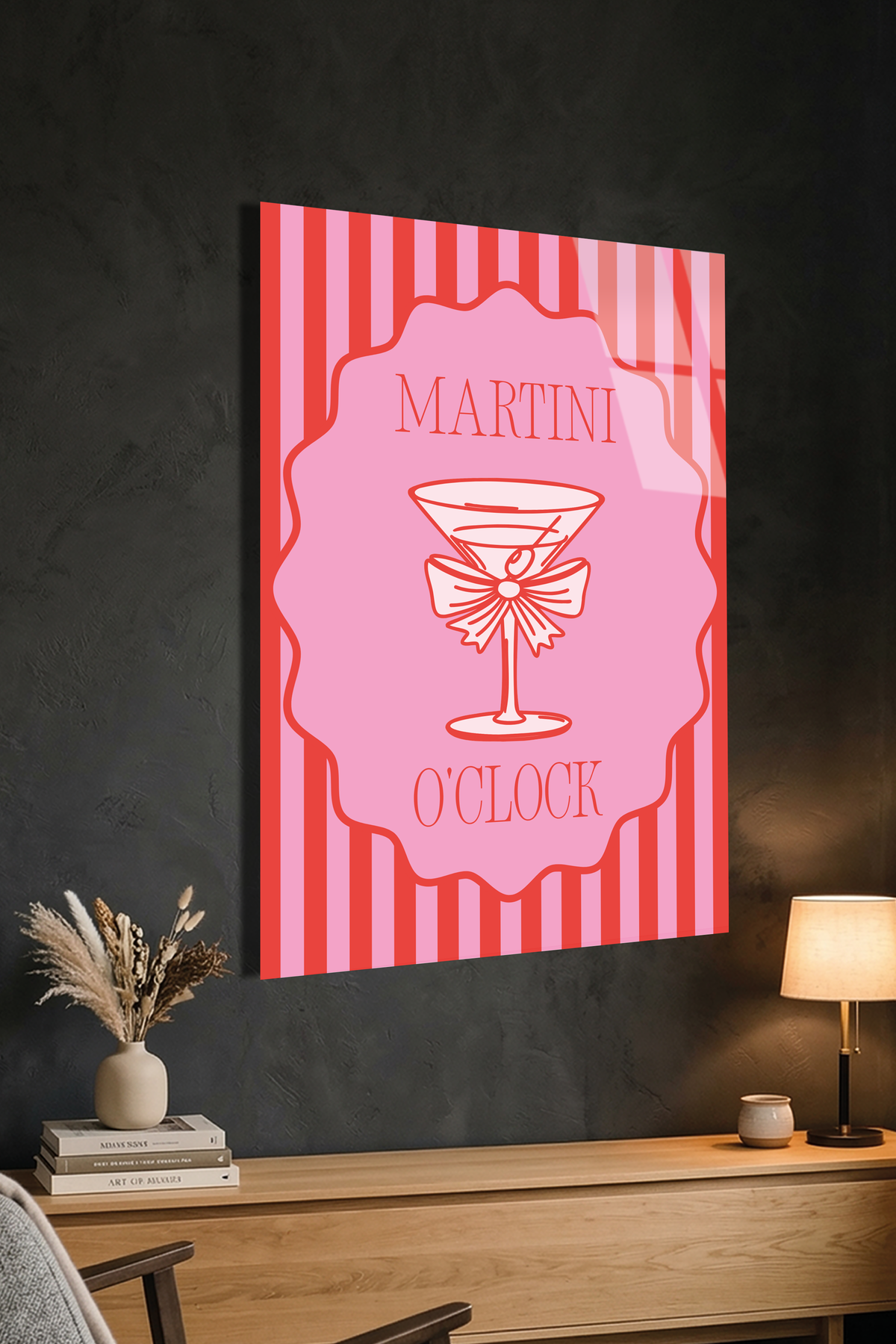 Pembe Çizgili "Martini O'Clock" Kokteyl Cam Tablo
