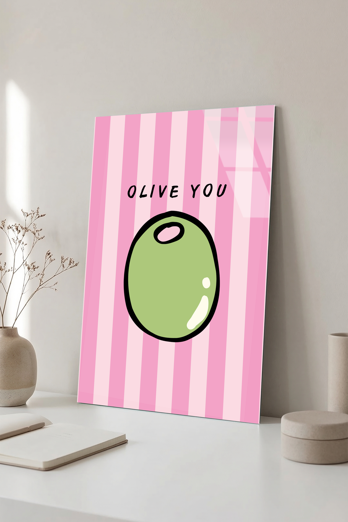 Pembe Çizgili "Olive You" Zeytin İllüstrasyonlu Cam Tablo