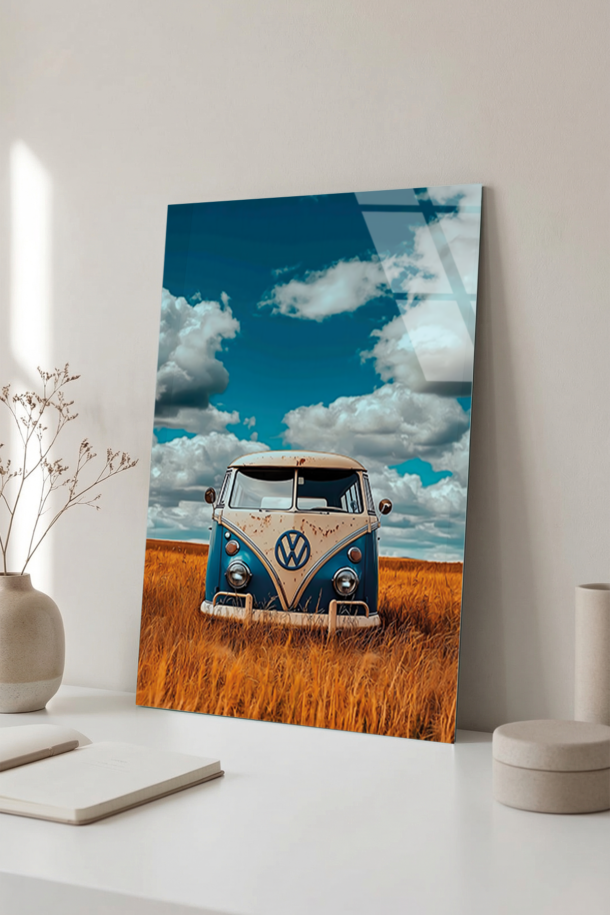Retro Volkswagen Minibüs ve Buğday Tarlası Cam Tablo