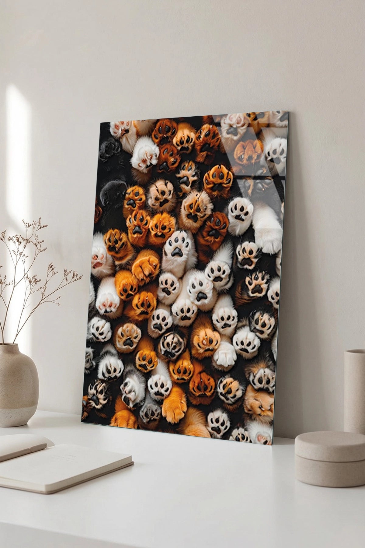 Sevimli Köpek Patileri Baskılı Modern Cam Tablo